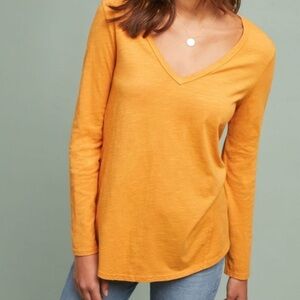 Anthropologie T.la yellow gold long sleeve vneck shirt